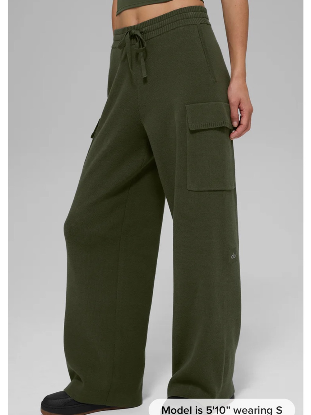 Alo Scholar Knit High-Waist Cargo Pant in Olive Green